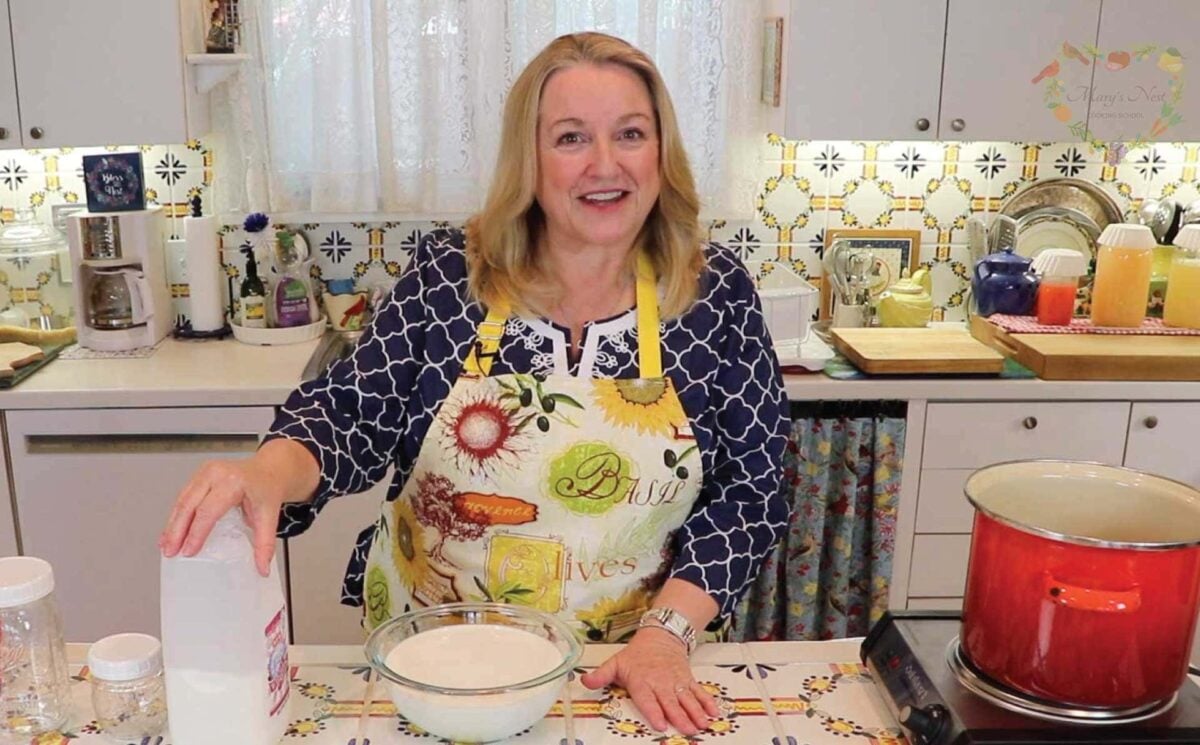 How to Make Homemade Yogurt No Machine Required Mary's Nest