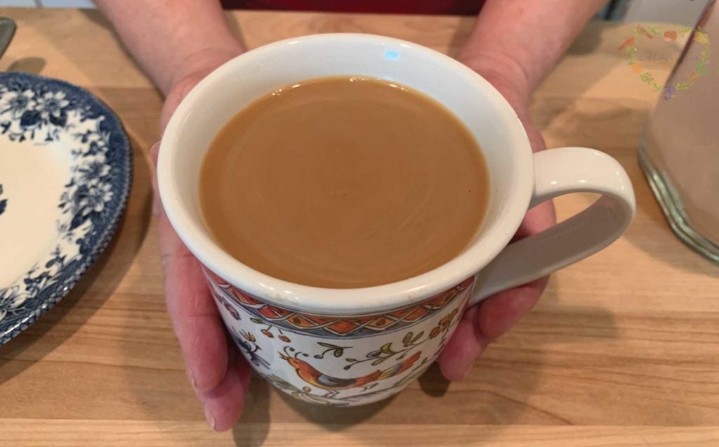 https://marysnest.com/wp-content/uploads/2020/11/Keto-Coffee-Creamer-in-coffee-1024x636.jpg