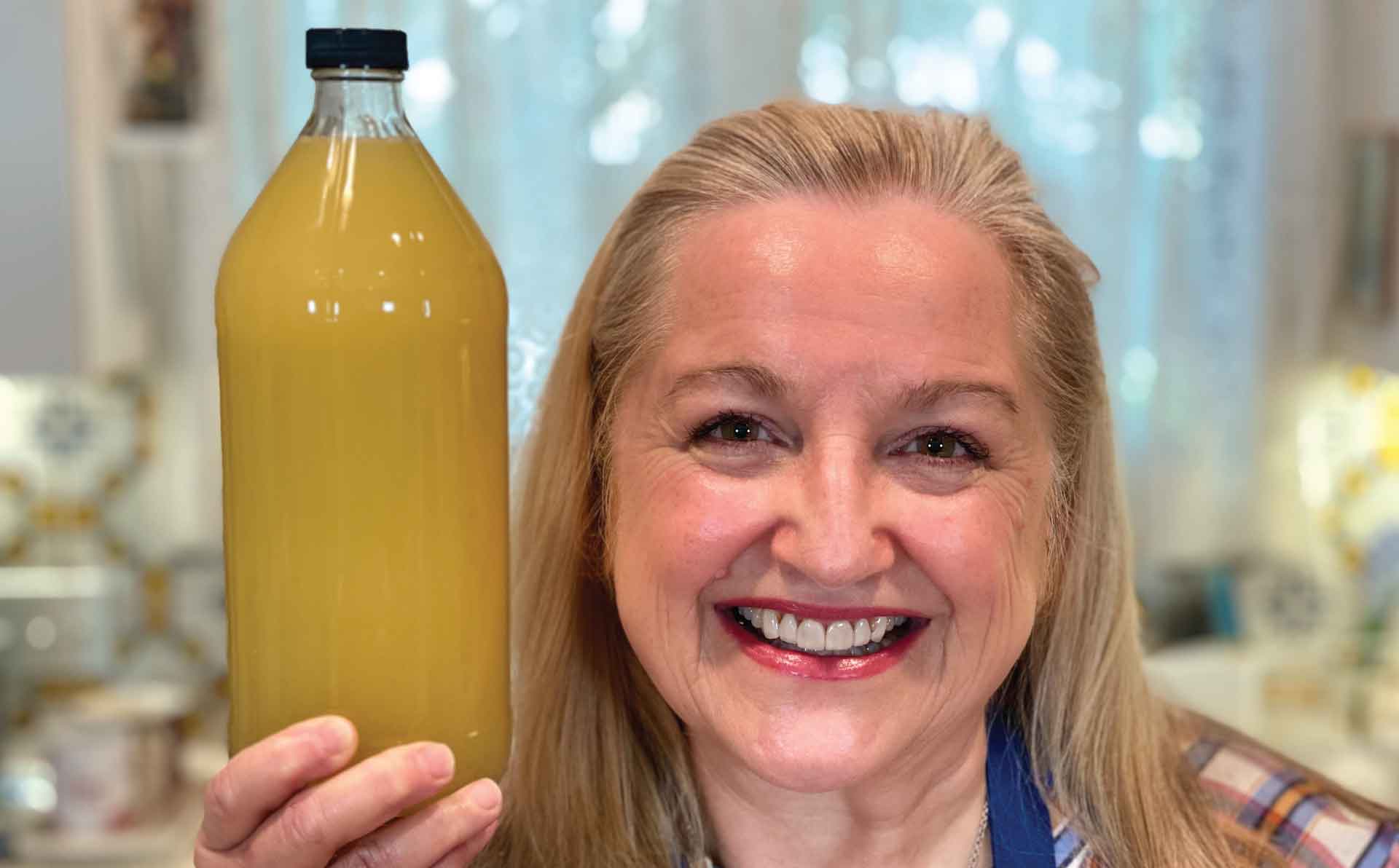 How To Make Fruit Scrap Vinegar With Pineapple Rinds Marys Nest