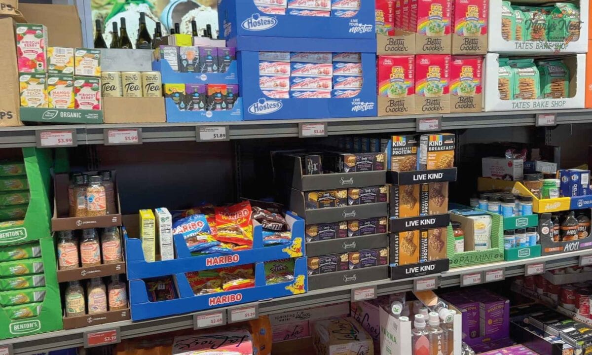 Showing shelves in the Aldi finds aisle.