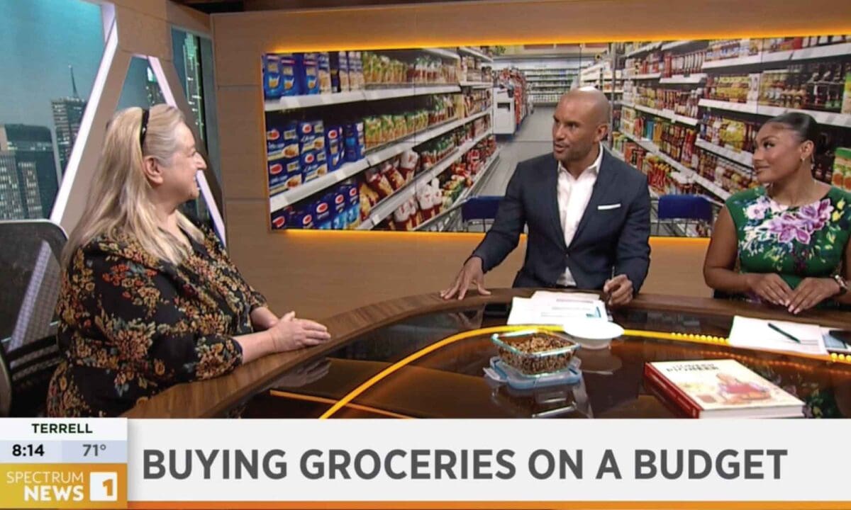Mary Shrader talking with the hosts of Spectrum News Austin about buying groceries on a budget.